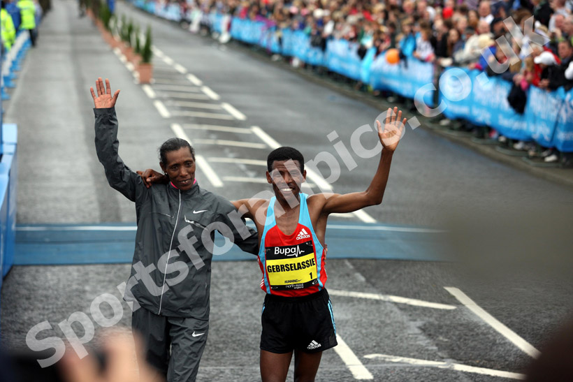2010 BUPA Great North Run winners Adere and Gebrselassie